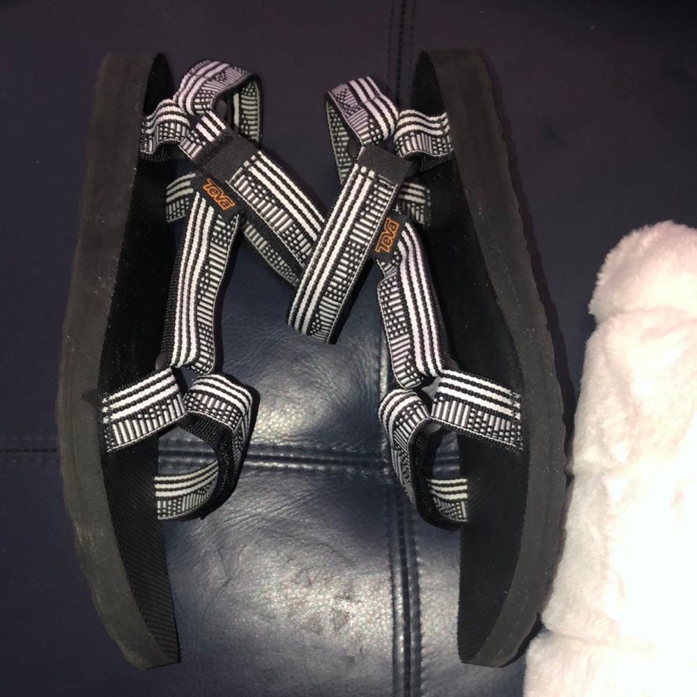 Teva sandals size 10 - Picture 2 of 10